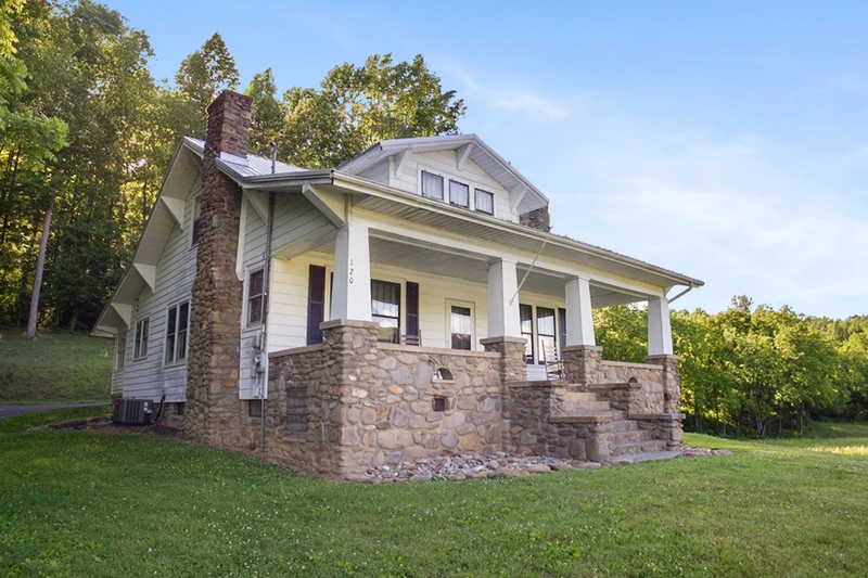 The Farmhouse at Foothills Farm