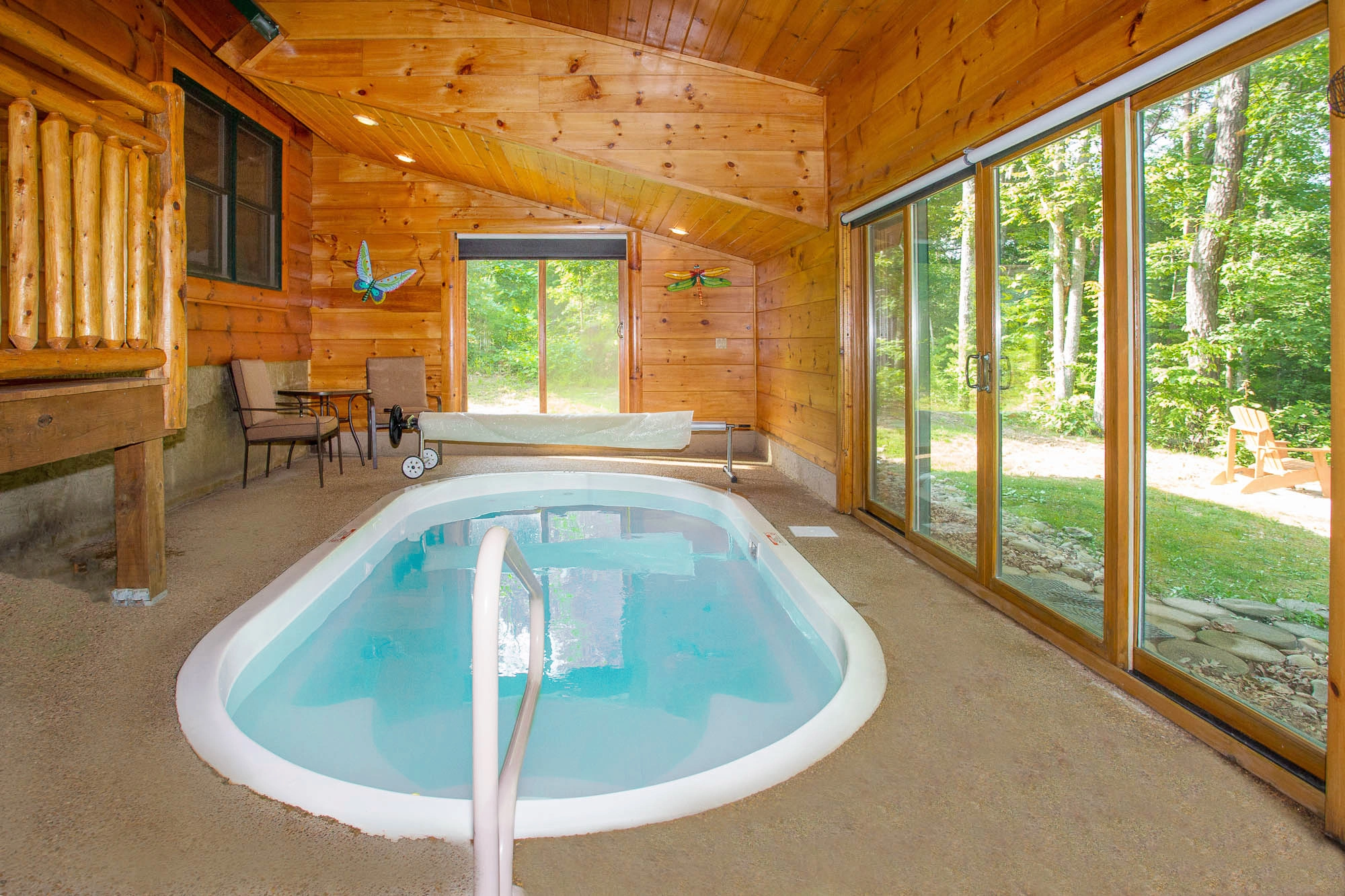 A Bears Poolin Paradise - 1 Bedroom Sevierville Cabin Rental