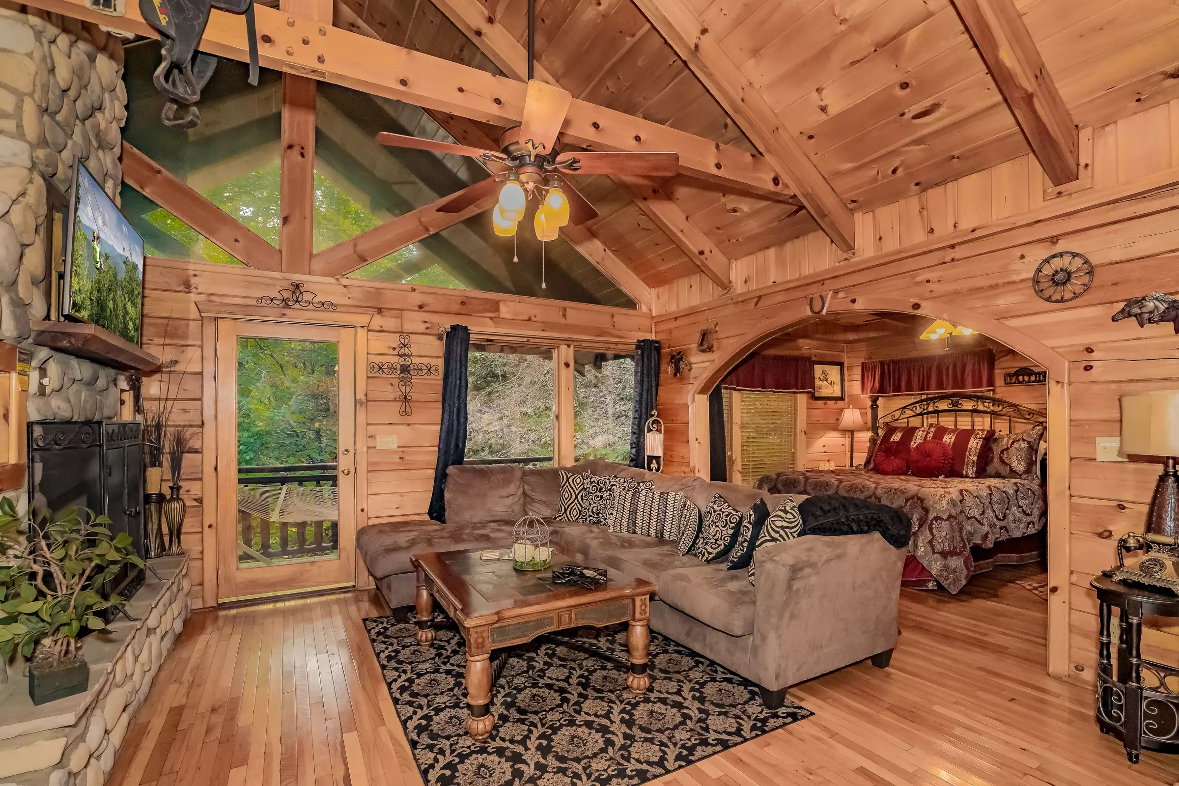 Gatlinburg Dream - 1 Bedroom Gatlinburg Cabin Rental