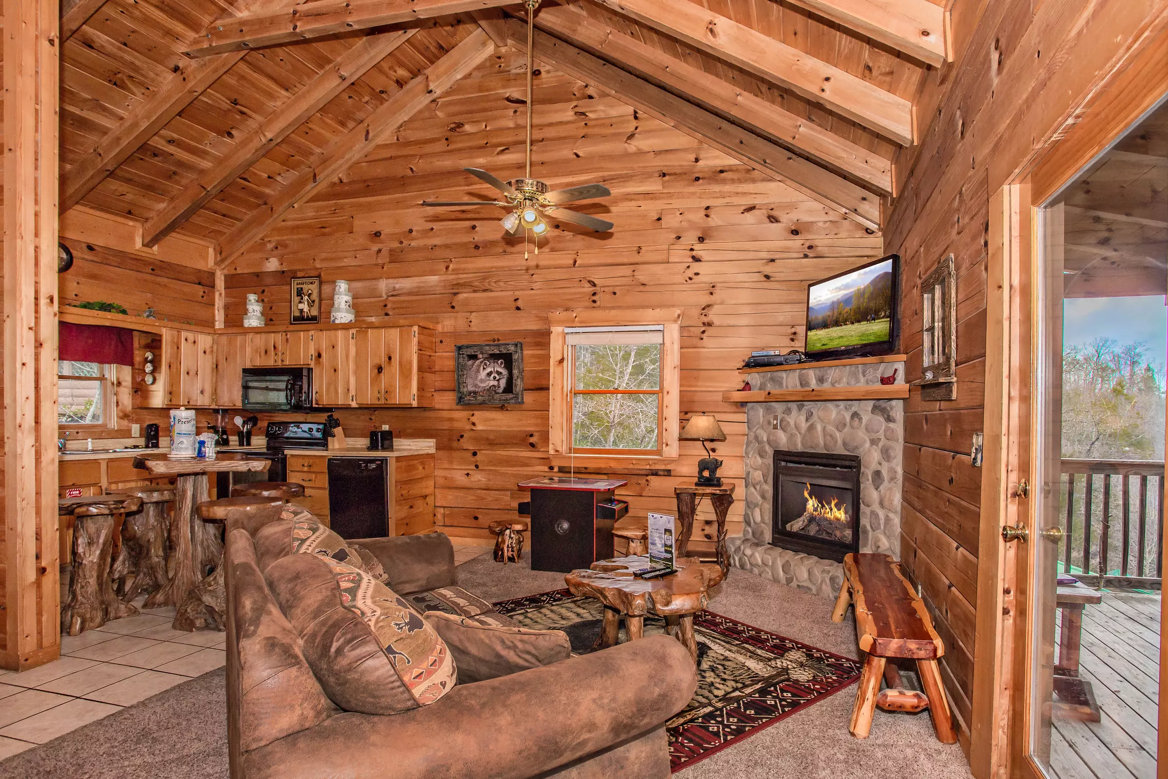 Naughty By Nature - 1 Bedroom Gatlinburg Cabin Rental