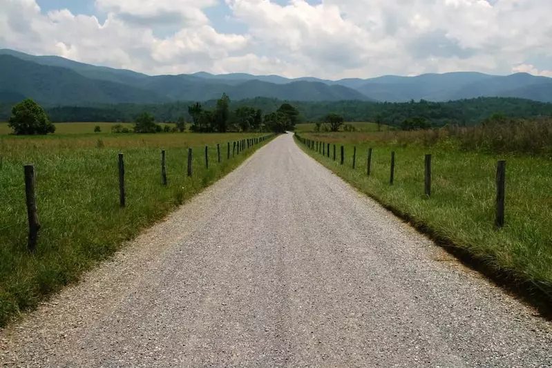 cades cove loop road