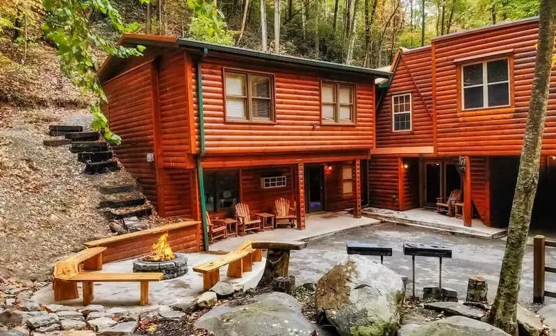 Gatlinburg Splash Cabin