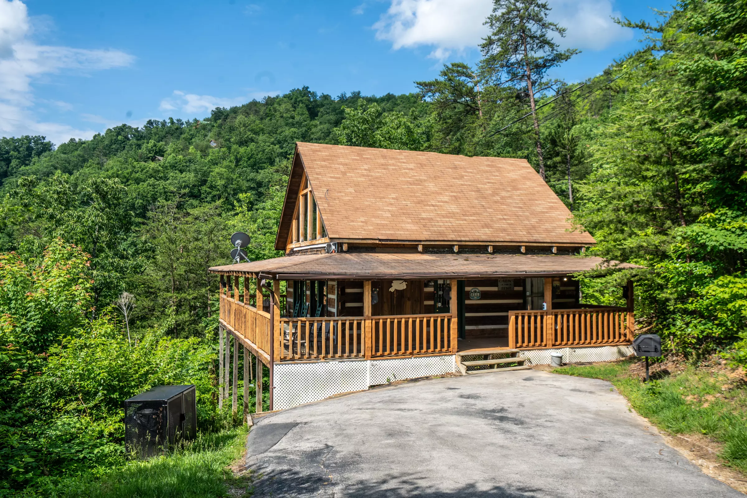 Heaven Sent - 2 Bedroom Sevierville Cabin Rental