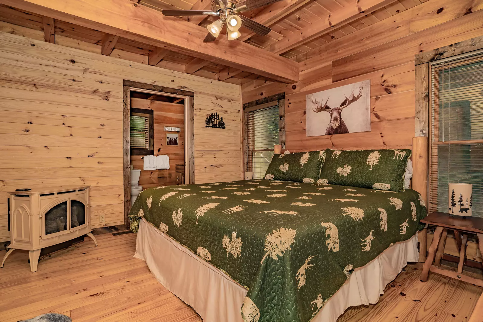 The Grand Cedar Hideaway