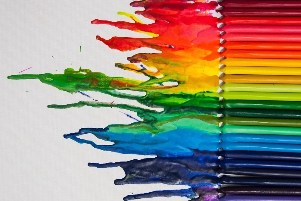 melted crayon art