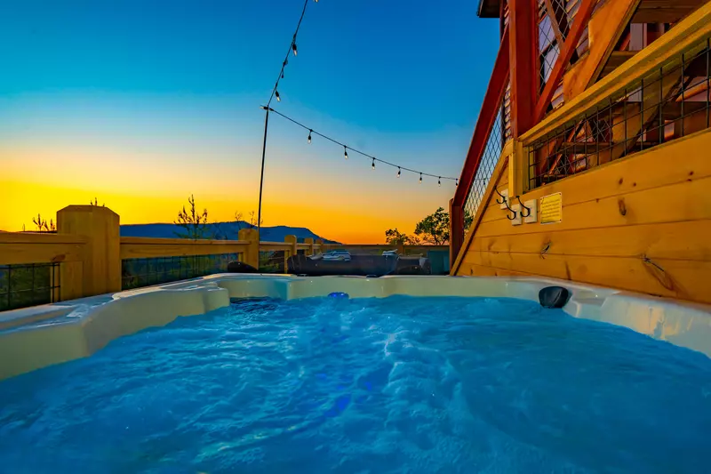 Amazing Adventure Lodge