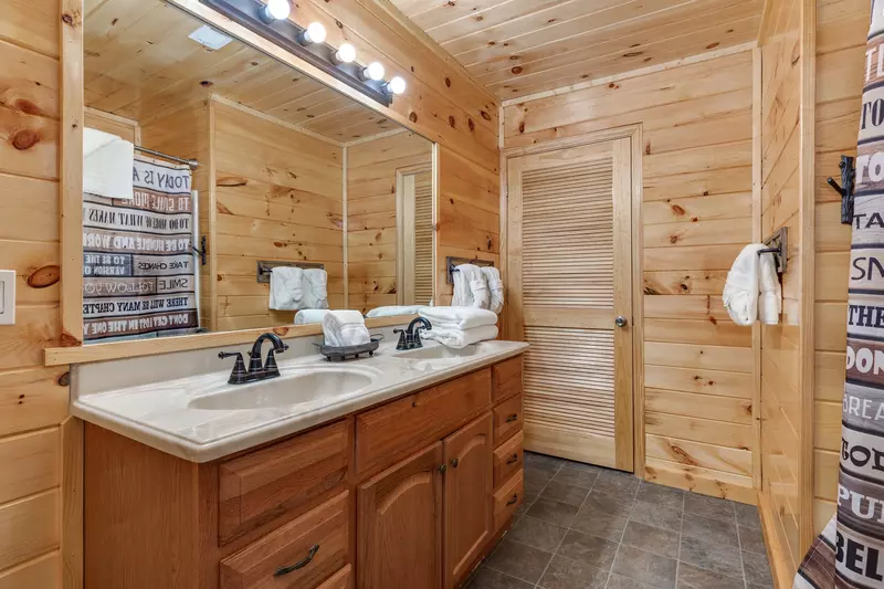 Luxury Mountain Lodge