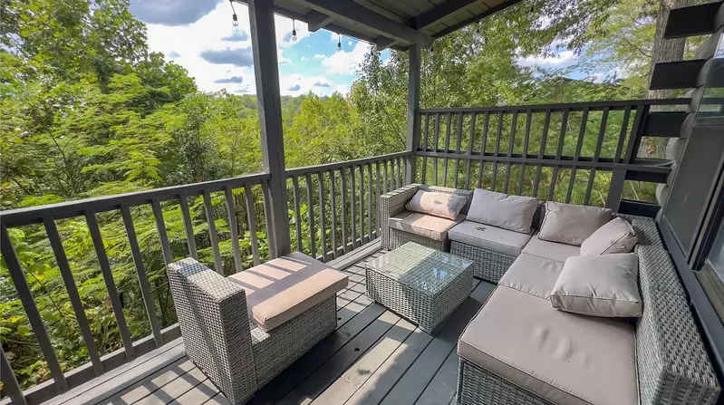 Misty Mountain Retreat