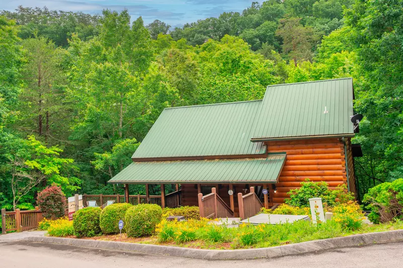 Majestic Splendor Lodge