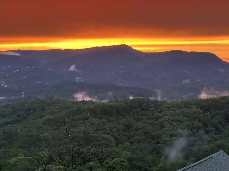 Amazing Adventure Lodge