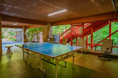 Bear Lodge at Bent Creek