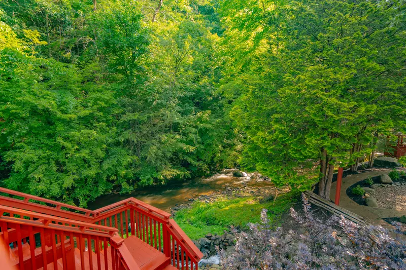 Bear Lodge at Bent Creek