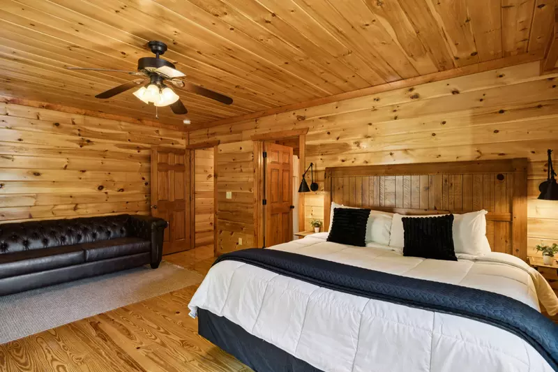 Amazing Adventure Lodge