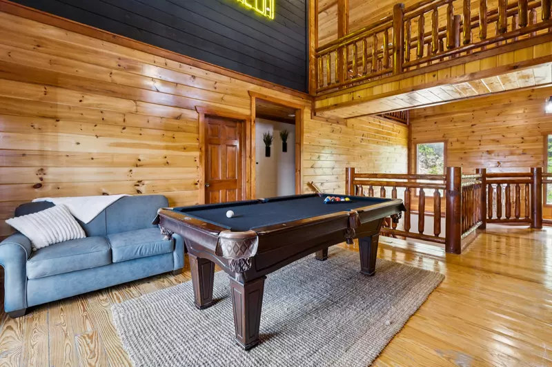 Amazing Adventure Lodge