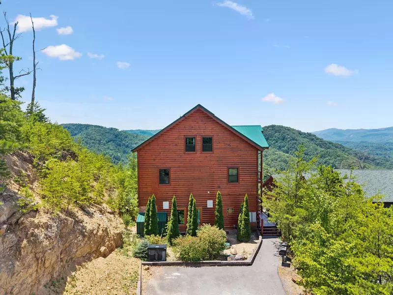 Amazing Adventure Lodge