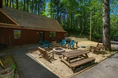 Keaton's On The Creek