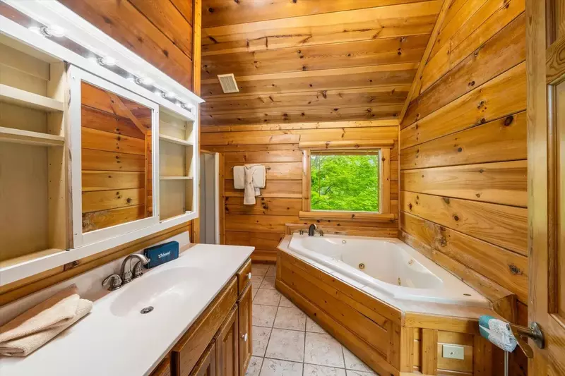 Keaton's Star Spangled Cabin