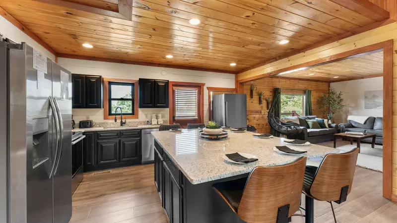 Amazing Adventure Lodge