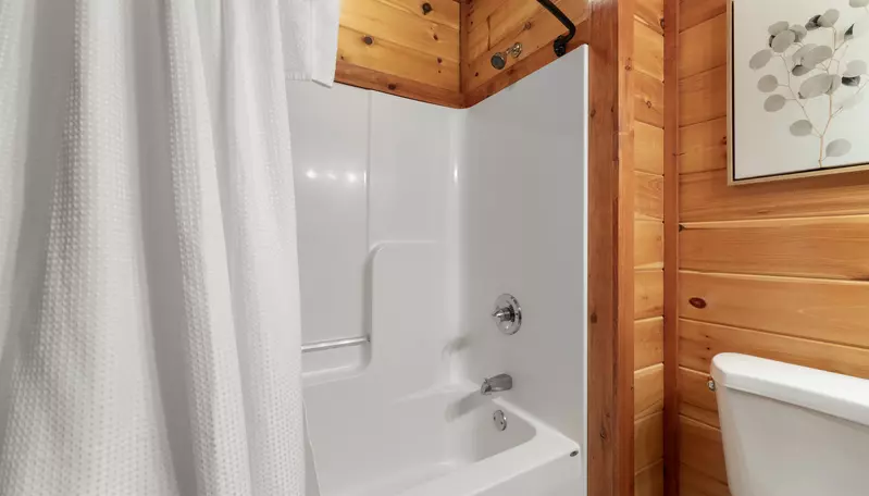 Amazing Adventure Lodge