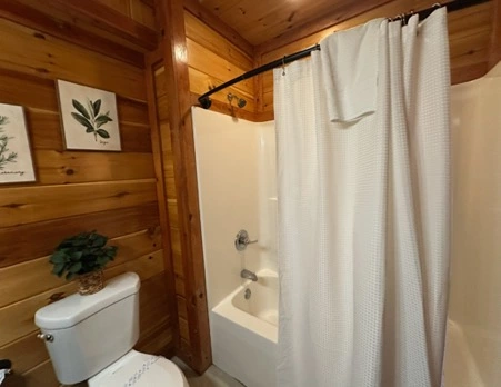 Amazing Adventure Lodge