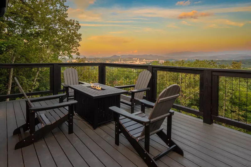 Mountaintop Island Views