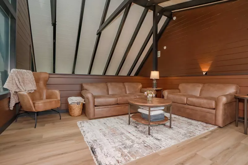 Mountaintop Island Views