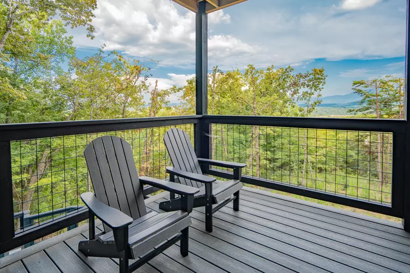 Mountaintop Island Views