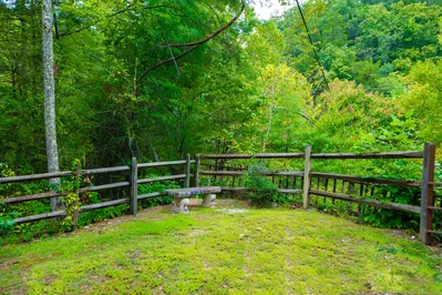 Keaton's Knotty Hideaway