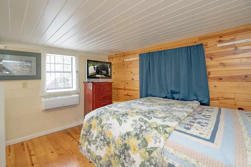 Keaton's Knotty Hideaway