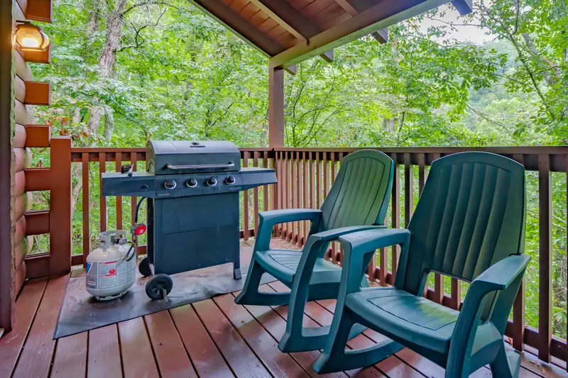 Keaton's Wild Animal Cabin