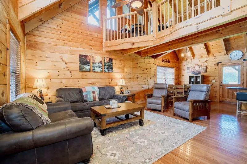 Mulbeary Mountain Cabin