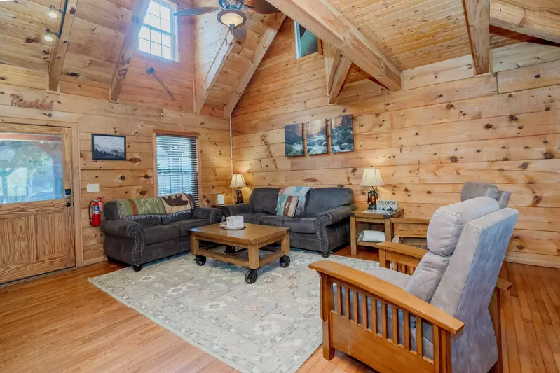 Mulbeary Mountain Cabin