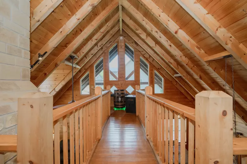 Mulbeary Mountain Cabin