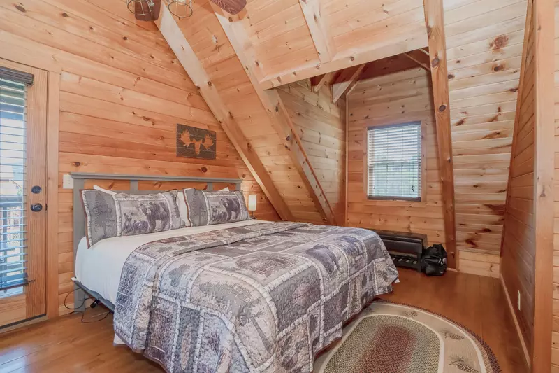 Mulbeary Mountain Cabin