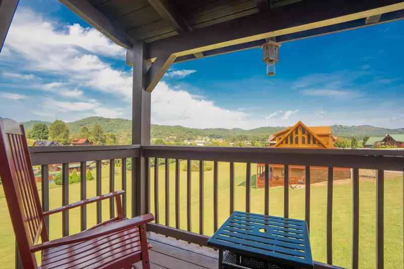 Mulbeary Mountain Cabin