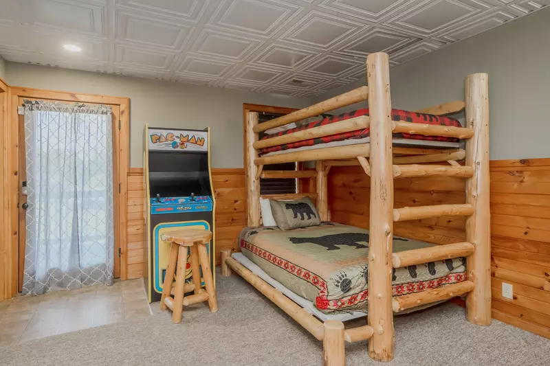 Mulbeary Mountain Cabin