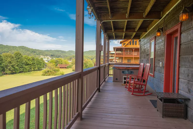 Mulbeary Mountain Cabin