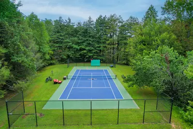 The Manor @ Smoky Mountains Estate