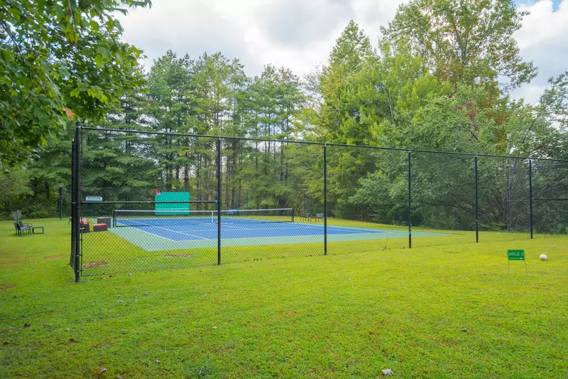 The Manor @ Smoky Mountains Estate