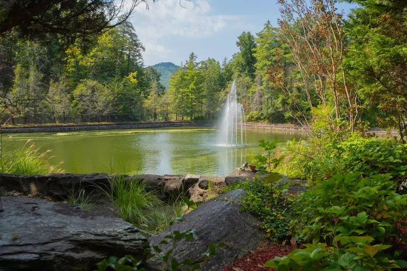 The Manor @ Smoky Mountains Estate