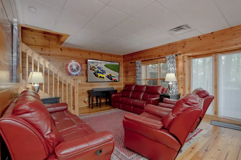 Keaton's Star Spangled Cabin