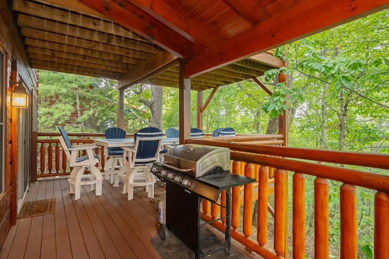 Keaton's Star Spangled Cabin