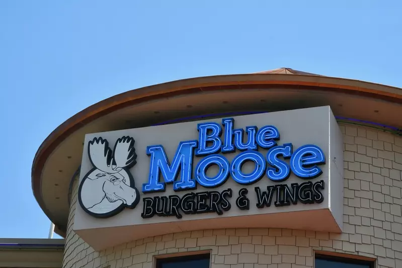 Blue Moose Burgers & Wings sign